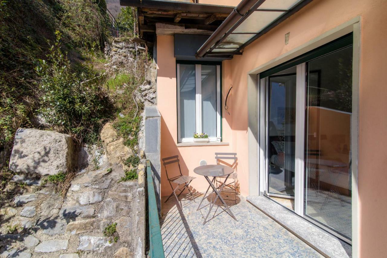 Al Pontile - The House Of Travelers Villa Sala Comacina Buitenkant foto