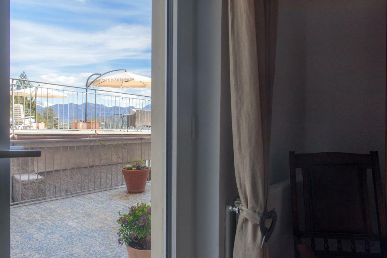 Al Pontile - The House Of Travelers Villa Sala Comacina Buitenkant foto