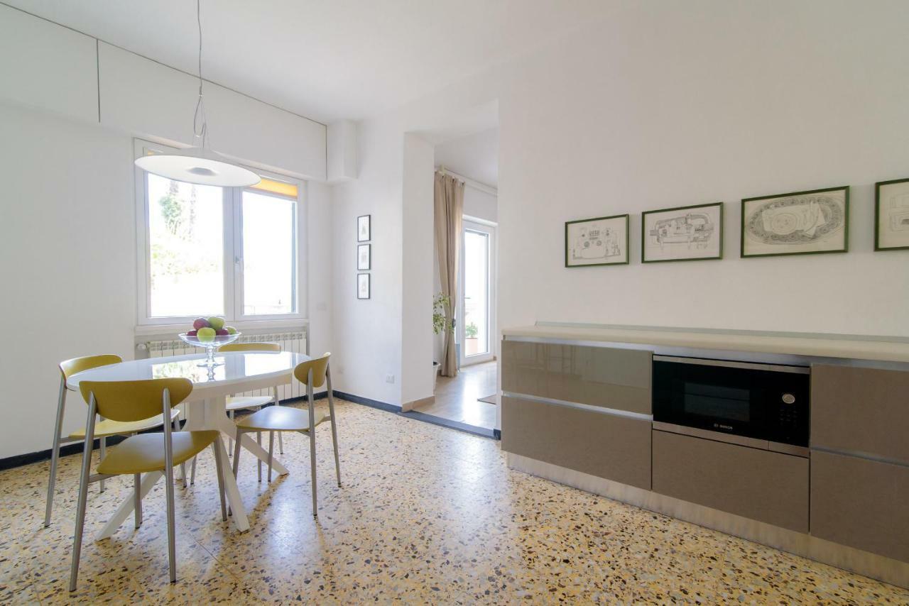 Al Pontile - The House Of Travelers Villa Sala Comacina Buitenkant foto